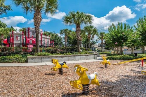 2mi To Disney! Free Heated Pool/spa