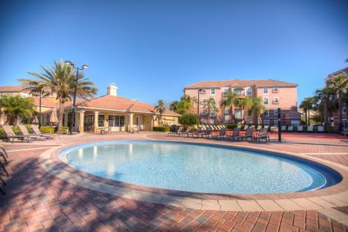 Apartamento 5000 Cayview Avenue 301