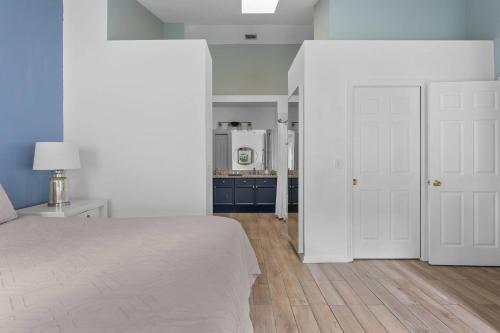 Well Illuminated And Spacious 3 Br Wh15920