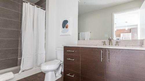 Modern Apartment In Prime Location Id8003x42