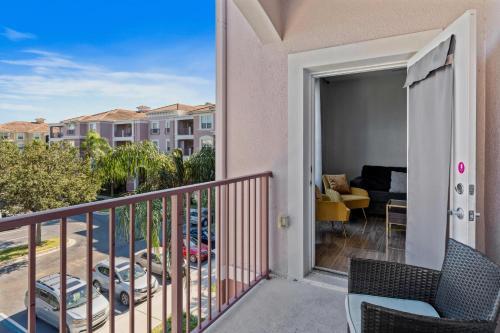 Apartamento 4862 Cayview Avenue 304