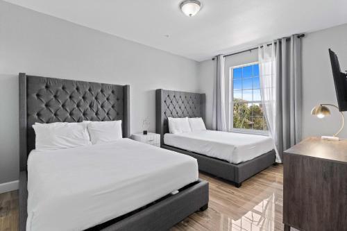 Apartamento 4862 Cayview Avenue 304