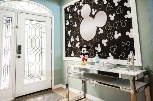 Disney Haven: Enchanted Retreat