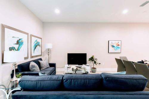 Awesome 4 Beds Villa 5 Min To Disney