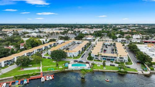 Gorgeous Property At Winter Park!