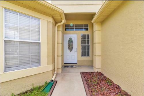 Modern Cozy Home 3 Bd/2 Ba For Family/friends