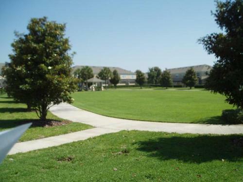 3 Bed Windsor Hills Townhome By Clubhouse Pool