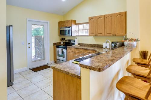 Orlando Home With Yard 8 Mi To Universal Studios!