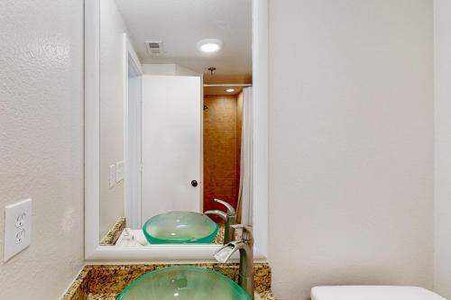 Hotel Enclave 2202