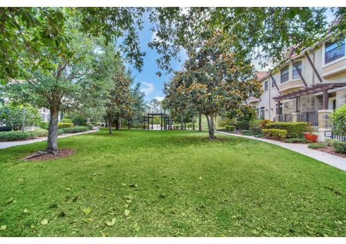 Luxury Townhome - 5 Minutes From Disney