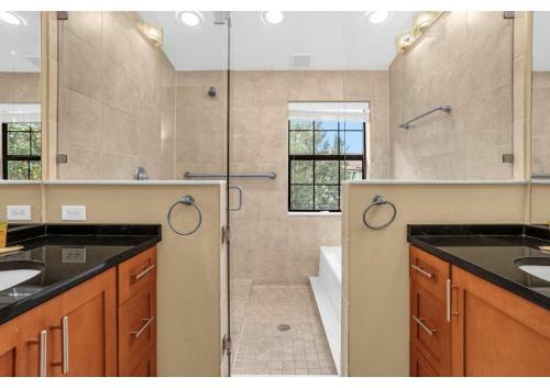 Luxury Townhome - 5 Minutes From Disney