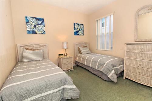 Villa Lake Or Conservation View Pool Homes