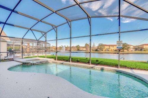 Villa Lake Or Conservation View Pool Homes