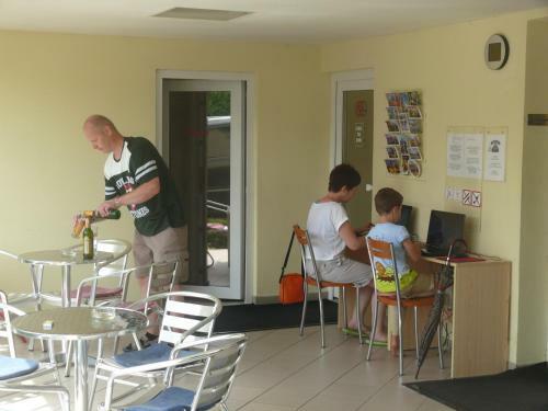 Hostal Penzion Dana Troja