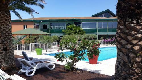 Hotel Tropic