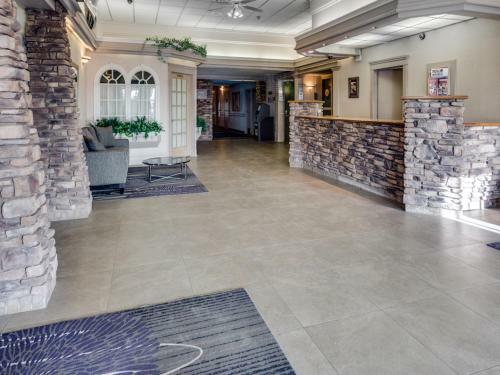 Heritage Inn Hotel & Convention Centre - High River
