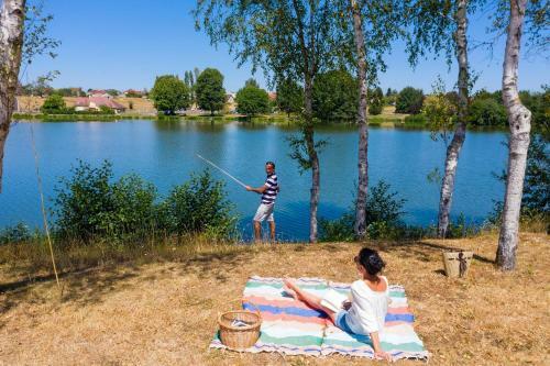 Camping De Bourbon-lancy