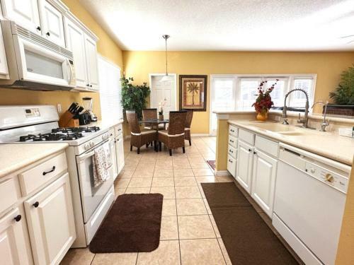 Amazing 5 Bd Home Only 8 Min From Disney 8027ae Villa