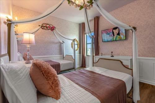 10 Bedroom- 9 Bathroom- Paradiso Grande 6080hs