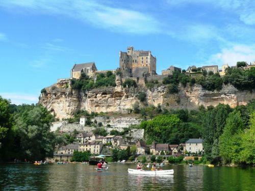 Holiday Home Maisonnette Du Lot Gavaudun