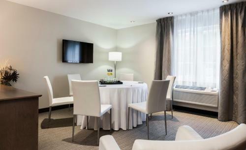 Hotel Imperia H�tel Et Suites Terrebonne