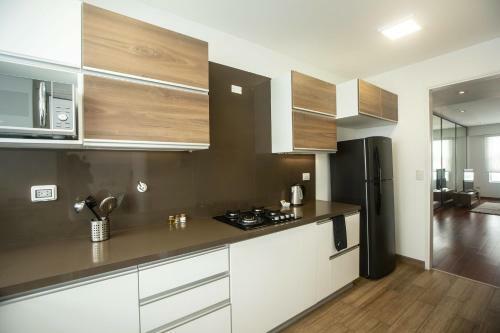 Apartamento Modern 2br Near Malecon In Miraflores