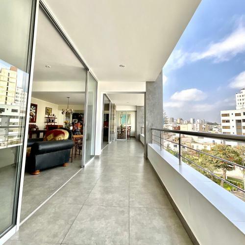 Modern Apartment With View In San Isidro