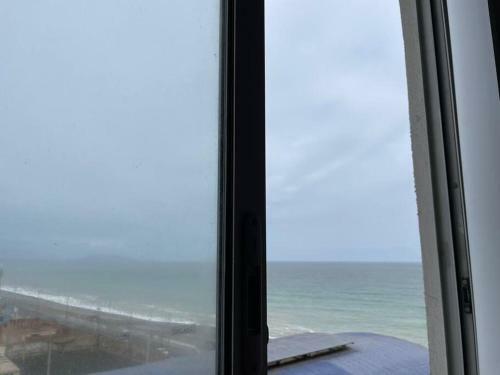 Lindo Apartamento Vista Al Mar