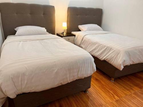 Apartamento Familiar A 10 Min Auto De Plaza Armas Lima