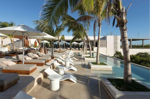 Hotel Motto By Hilton Tulum