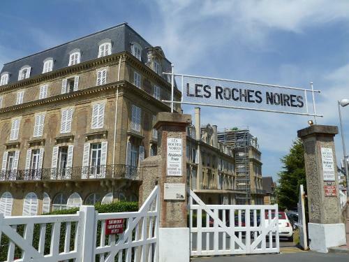 Apartamentos Les Roches Noires Trouville Sur Mer