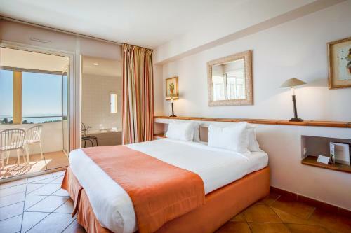 Hotel H�tel Dolce Fregate Provence