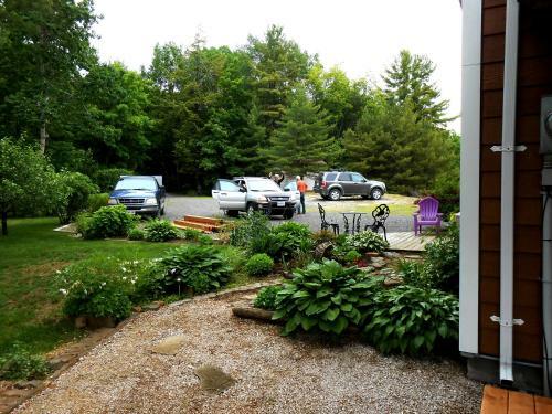Laughing Waters Bed & Breakfast And Vacation Rental