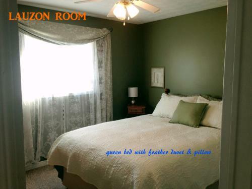 Laughing Waters Bed & Breakfast And Vacation Rental