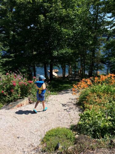 Laughing Waters Bed & Breakfast And Vacation Rental
