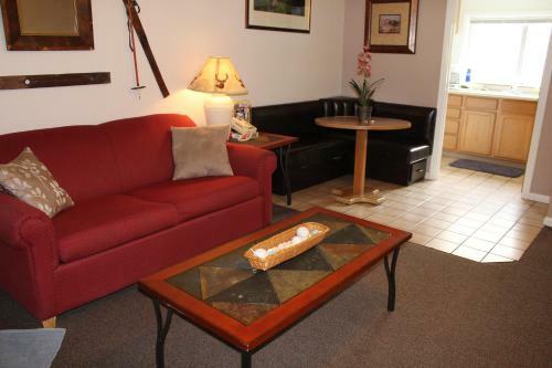 Motel Wapiti Lodge