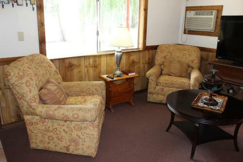 Motel Wapiti Lodge