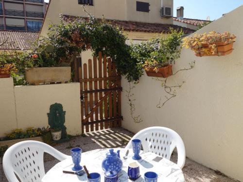Holiday Home Le Grau-du-roi