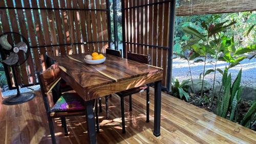 Villa Pochote House 1 / Casas Pochote 1