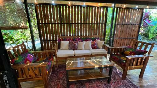 Villa Pochote House 1 / Casas Pochote 1