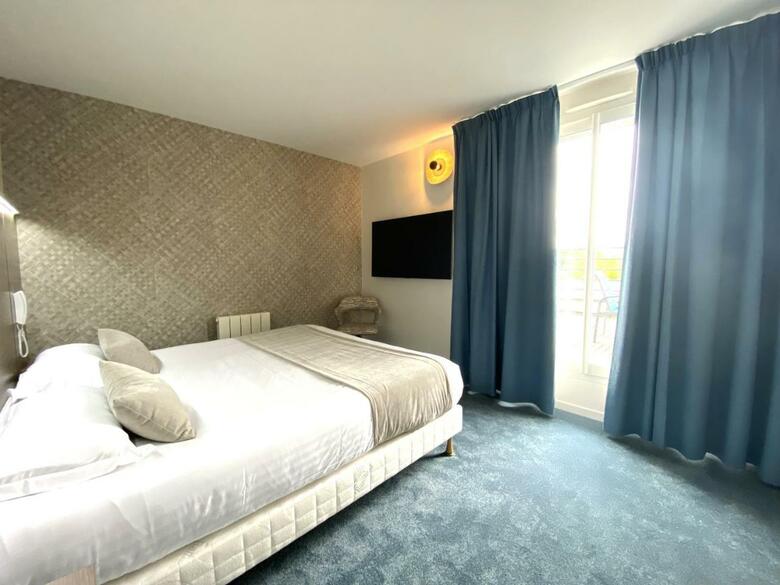 Brit Hotel Du Parc - Foug�res