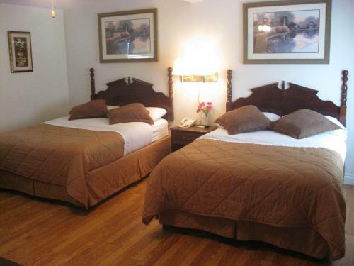 Posada Balanced Rock Inn