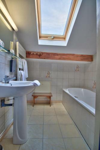 Hotel Le Chalet Du Mont Roland