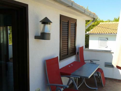 The Sea House Apartments