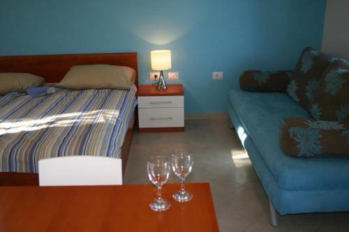 The Sea House Apartments