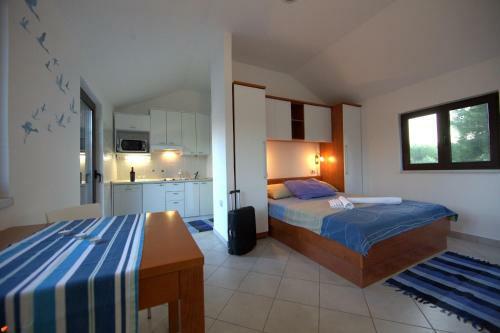 The Sea House Apartments