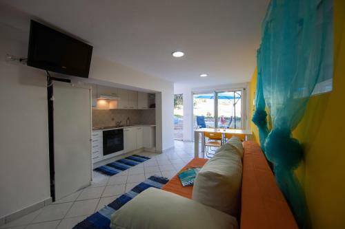The Sea House Apartments