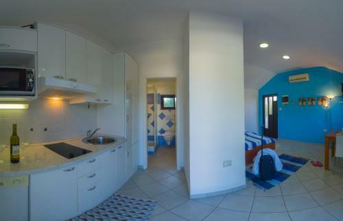 The Sea House Apartments