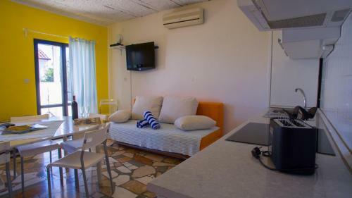 The Sea House Apartments