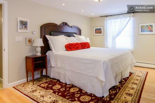 Seldom Scene Meadow Bed & Breakfast